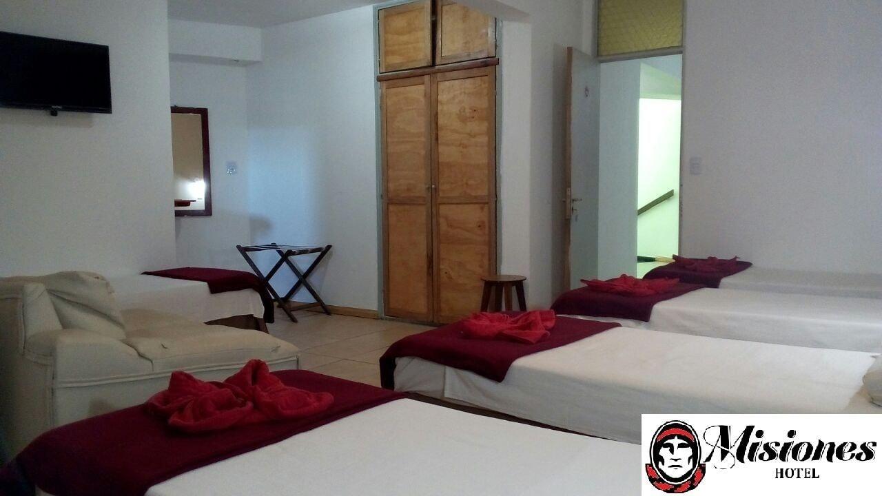 Nuevo Hotel Misiones 伊瓜苏港 外观 照片