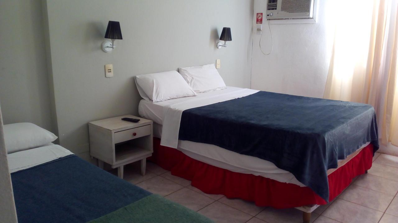 Nuevo Hotel Misiones 伊瓜苏港 外观 照片